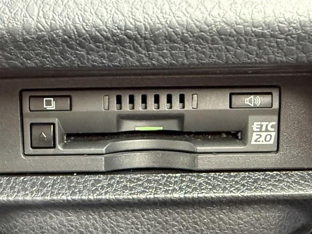 TOYOTA VOXY 2020 Image 31