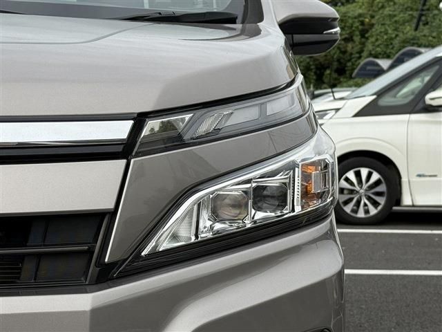 TOYOTA VOXY 2020 Image 31