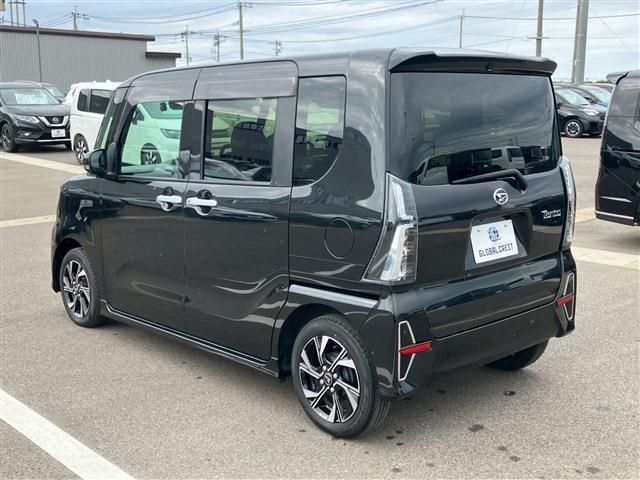 DAIHATSU TANTO CUSTOM 2022 Image 31