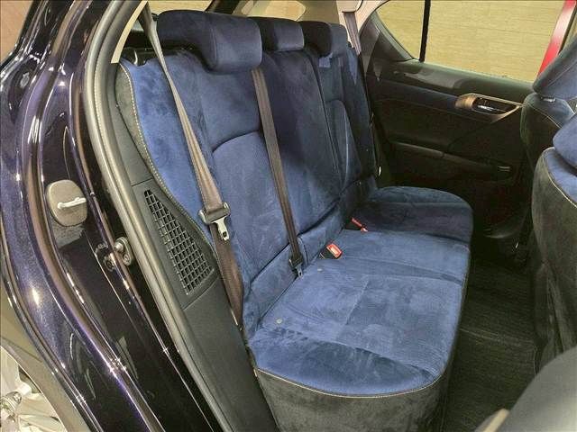 TOYOTA LEXUS CT200H 2014 Image 31