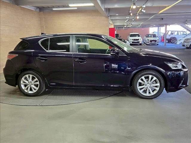 TOYOTA LEXUS CT200H 2014 Image 31
