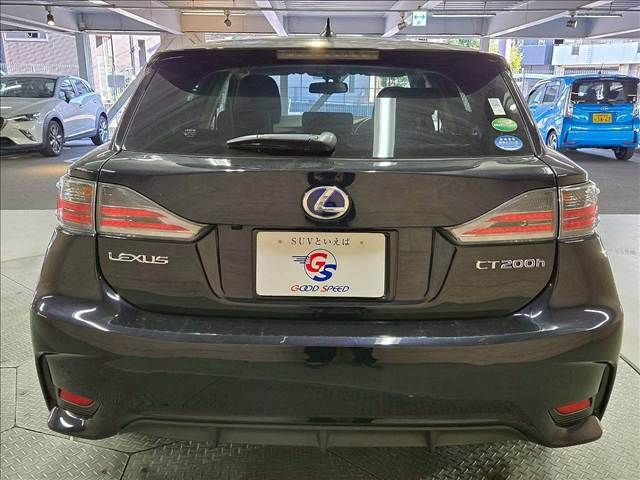 TOYOTA LEXUS CT200H 2014 Image 31