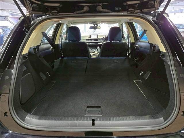 TOYOTA LEXUS CT200H 2014 Image 31