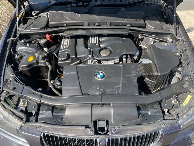 BMW 3SERIES SEDAN 2008 Image 31