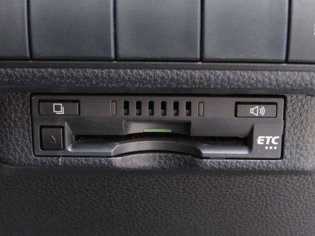 TOYOTA COROLLA SPORT HYBRID 2018 Image 31