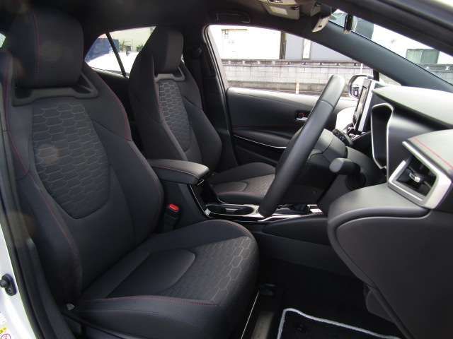 TOYOTA COROLLA SPORT HYBRID 2018 Image 31