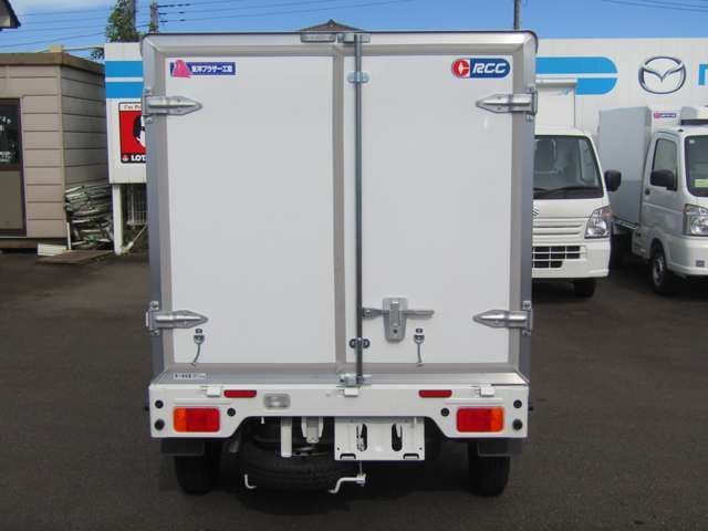 MITSUBISHI MINICAB TRUCK 2024 Image 31