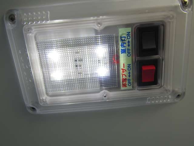 MITSUBISHI MINICAB TRUCK 2024 Image 31