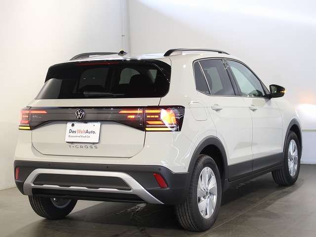 VOLKSWAGEN T-CROSS 2025 Image 31