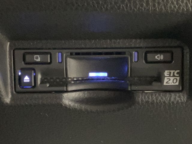 TOYOTA NOAH HYBRID 2023 Image 31