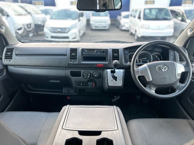 TOYOTA REGIUSACE VAN 1.15T 2019 Image 31