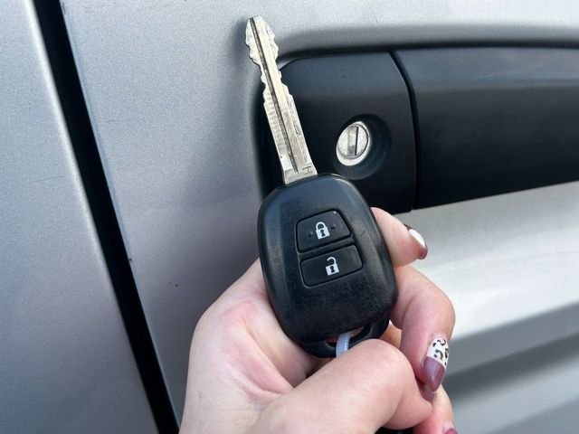 TOYOTA REGIUSACE VAN 1.15T 2019 Image 31