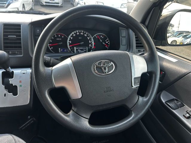 TOYOTA REGIUSACE VAN 1.15T 2019 Image 31