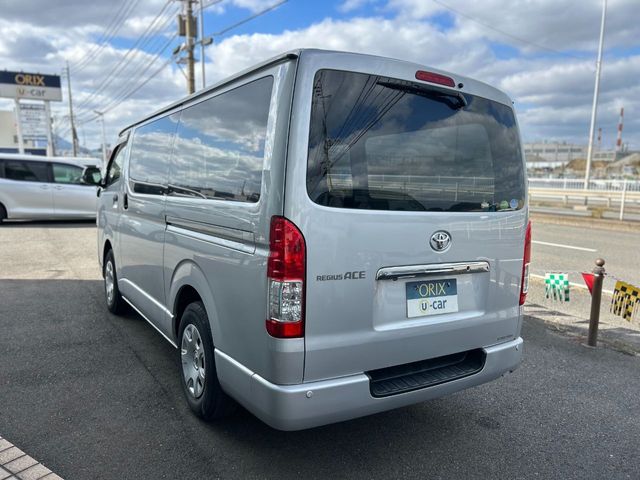 TOYOTA REGIUSACE VAN 1.15T 2019 Image 31