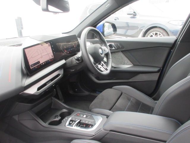 BMW 1SERIES 2025 Image 31