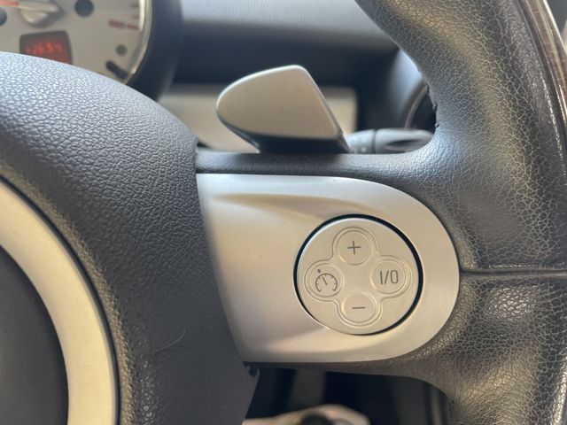 BMW MINI COOPER CLUB 2009 Image 31