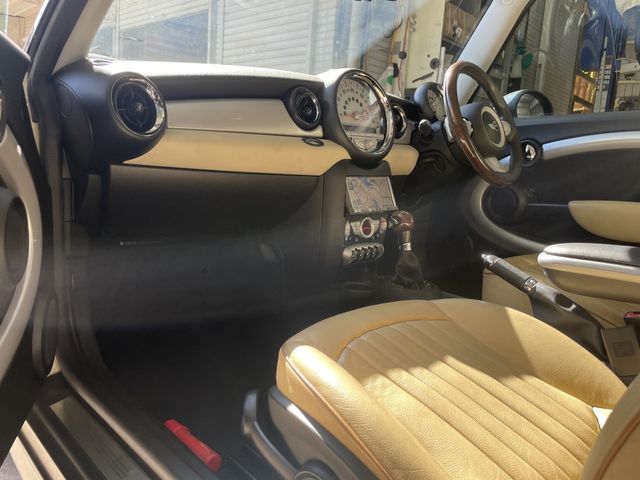 BMW MINI COOPER CLUB 2009 Image 31