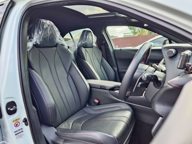 TOYOTA LEXUS UX250H 2019 Image 31