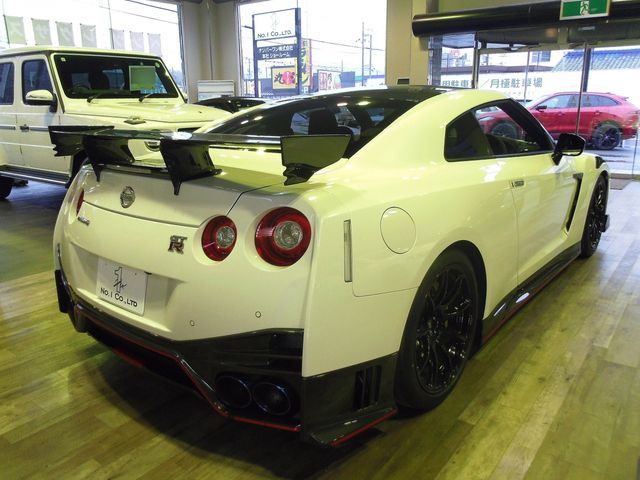 NISSAN GT-R 2020 Image 31