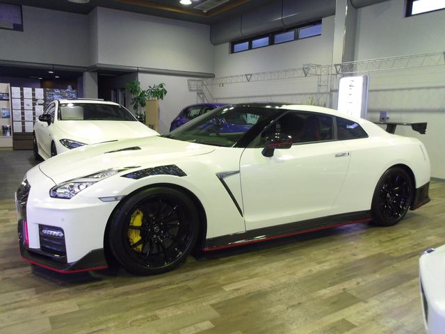 NISSAN GT-R 2020 Image 31