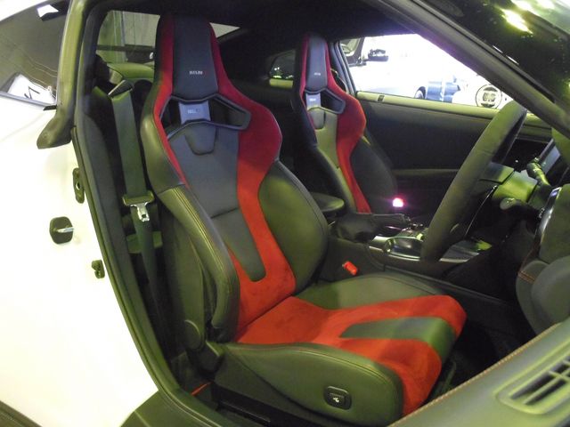 NISSAN GT-R 2020 Image 31