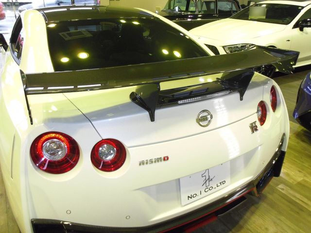 NISSAN GT-R 2020 Image 31