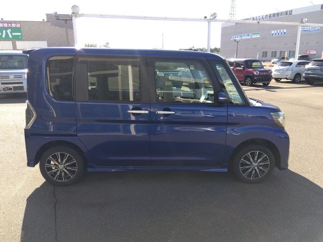 DAIHATSU TANTO CUSTOM 4WD 2016 Image 31