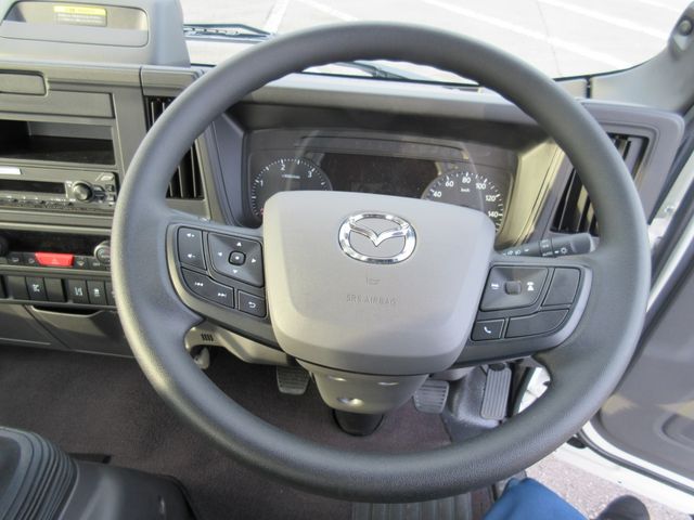 MAZDA TITAN 2025 Image 31