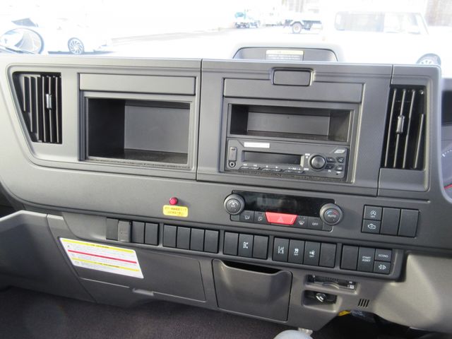 MAZDA TITAN 2025 Image 31