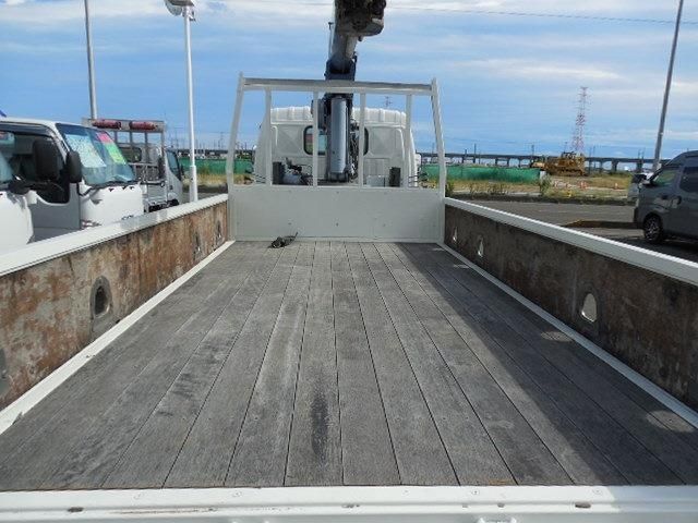 HINO DUTRO 2007 Image 31