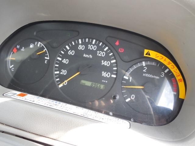 HINO DUTRO 2007 Image 31