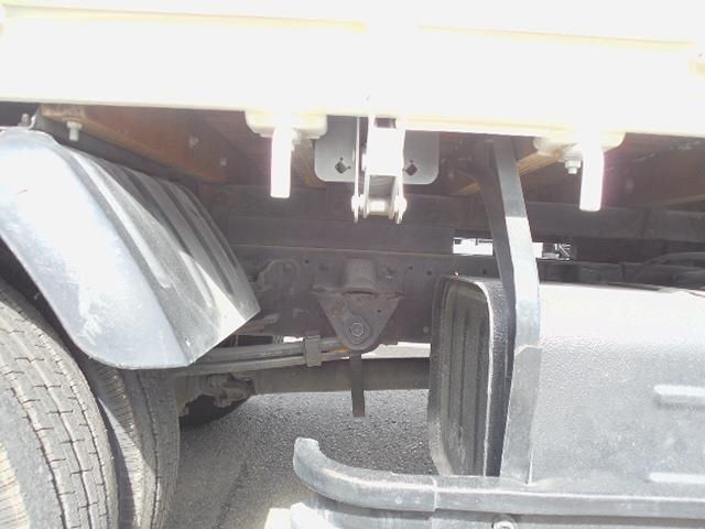 HINO DUTRO 2007 Image 31