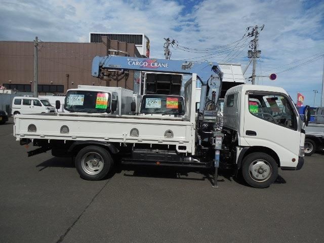 HINO DUTRO 2007 Image 31
