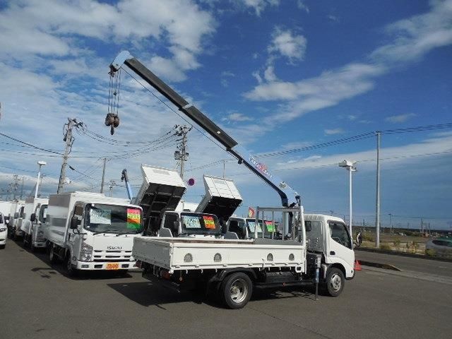 HINO DUTRO 2007 Image 31