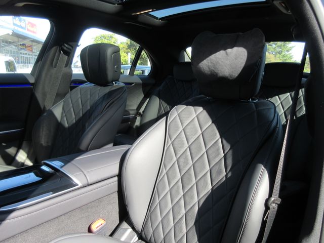 MERCEDES BENZ S CLAS 2024 Image 31