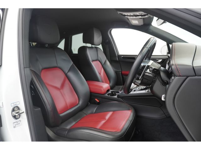 PORSCHE MACAN 2020 Image 31