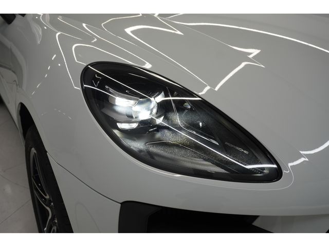 PORSCHE MACAN 2020 Image 31