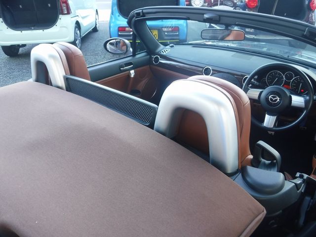 MAZDA ROADSTER 2005 Image 31