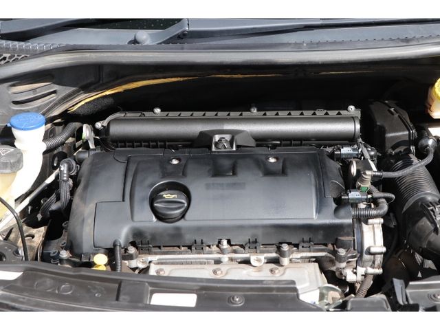 PEUGEOT 207CC 2012 Image 31