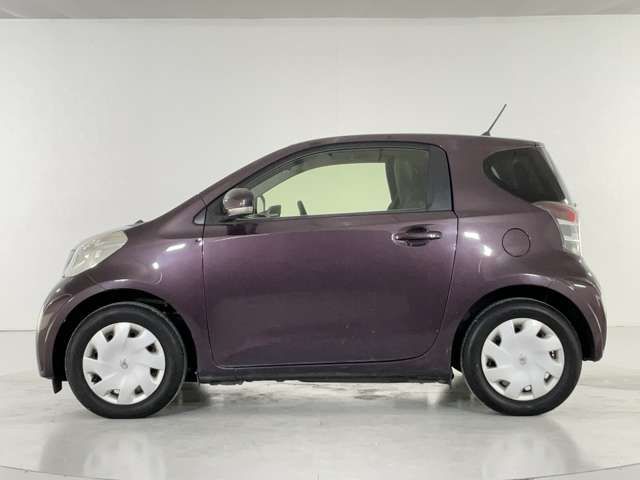 TOYOTA IQ 2012 Image 31