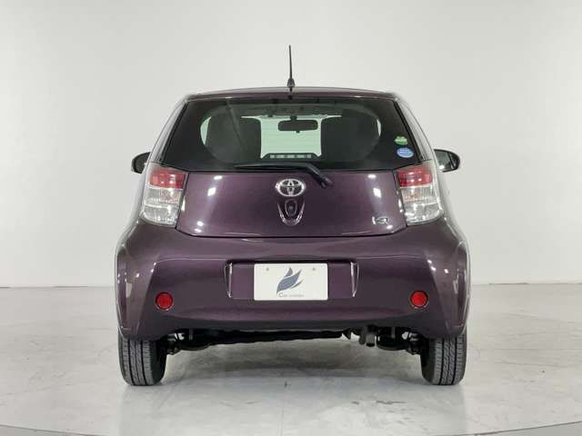 TOYOTA IQ 2012 Image 31