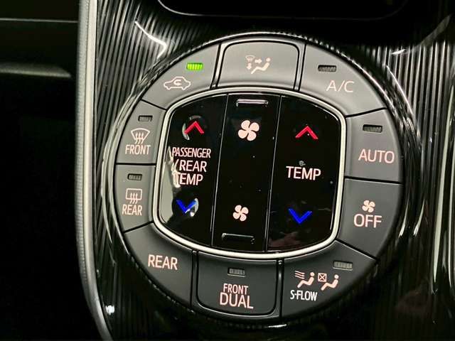 TOYOTA ESQUIRE HYBRID 2020 Image 31