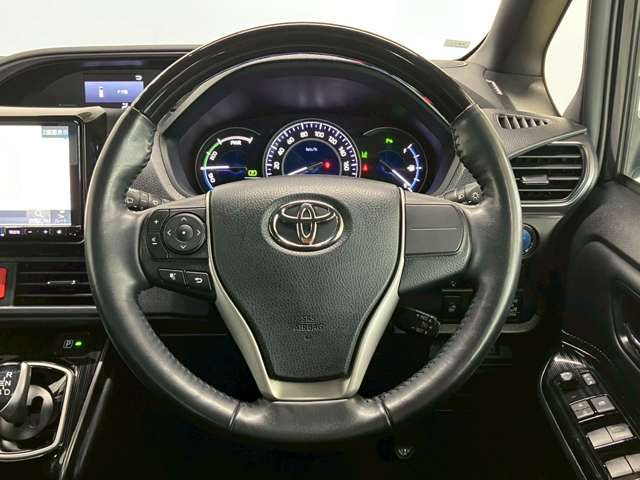 TOYOTA ESQUIRE HYBRID 2020 Image 31