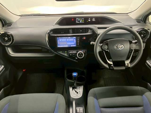 TOYOTA AQUA 2018 Image 31