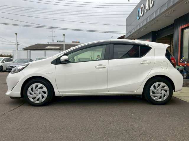 TOYOTA AQUA 2018 Image 31