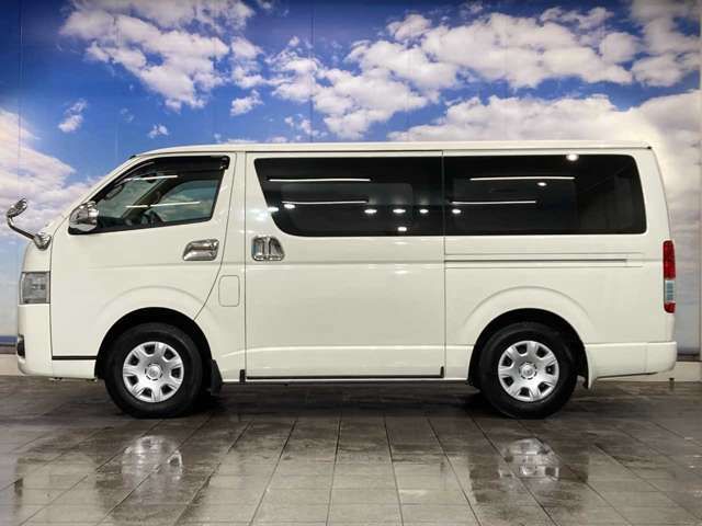 TOYOTA HIACE VAN 4WD 2017 Image 31