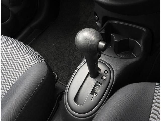 NISSAN MARCH 2016 Image 31