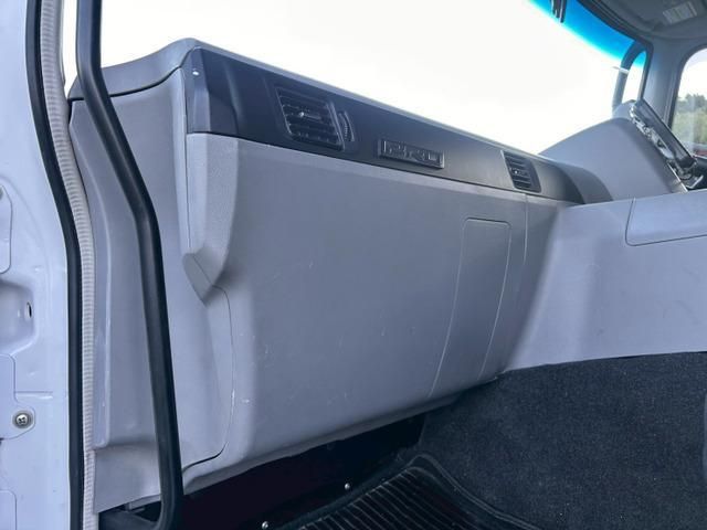 MITSUBISHI FUSOU SUPER GREAT 2024 Image 31