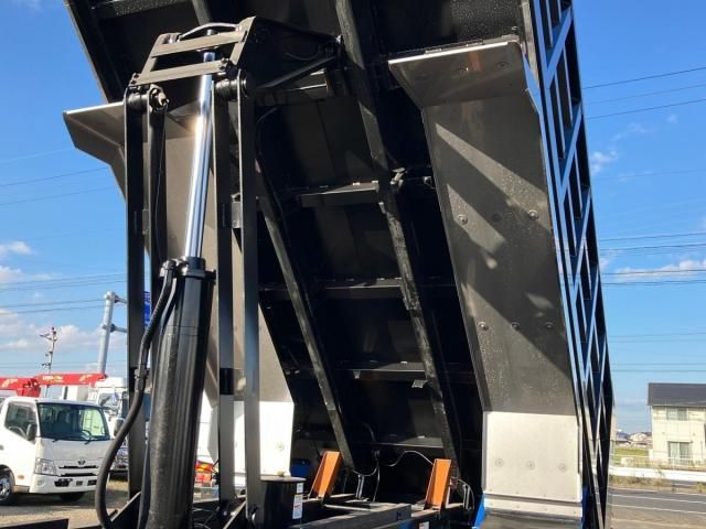 HINO PROFIA 2024 Image 31