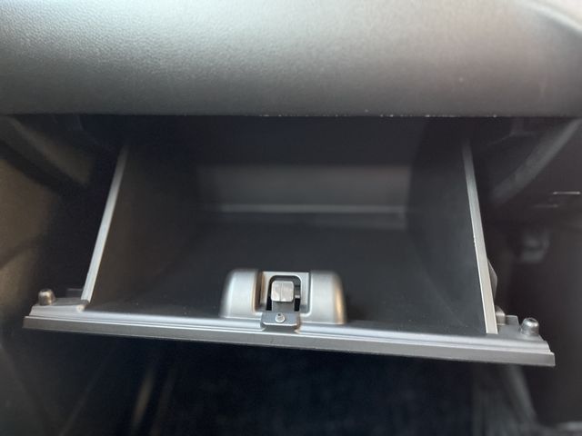 SUZUKI WAGON R STINGRAY 2018 Image 31